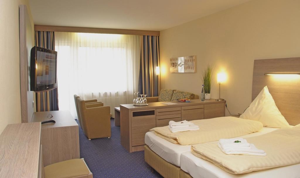 Hotel Buegener غروناو الغرفة الصورة